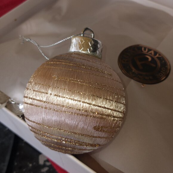 Lux Christmas balls - gold - Picture 5 of 13